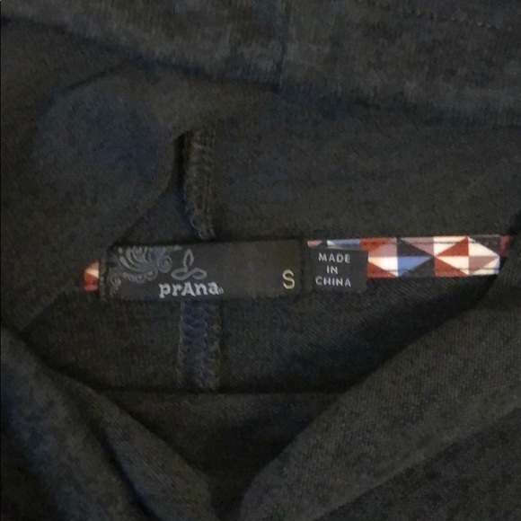 Prana Pullover Long Sleeve - Picture 2 of 9